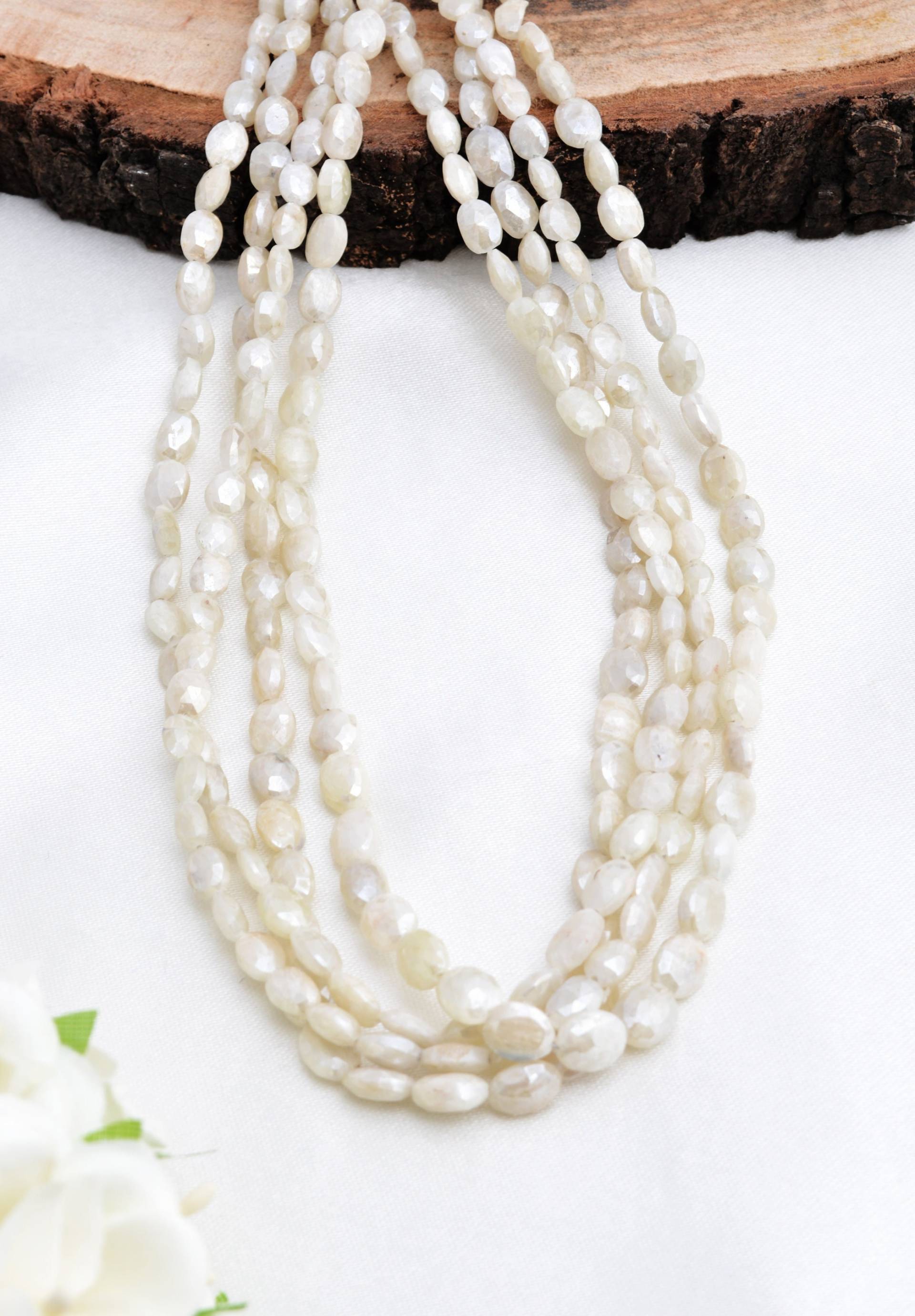 Sillimanit Facettiert Oval Für Schmuckherstellung 4 Strang Perlen Halskette Weiß Schmuck Rondelle von Prismaticgems