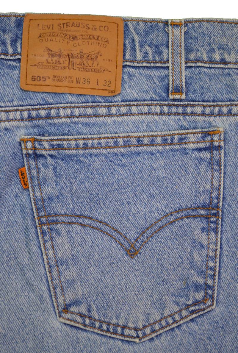 Levi's Vintage 505 Original Regular Fit Gerades Bein Denim Blue Jeans Light Medium Wash Herren/Damen Unisex -Taille -35 Zoll X Schrittlänge 32 von PristineVintageWears