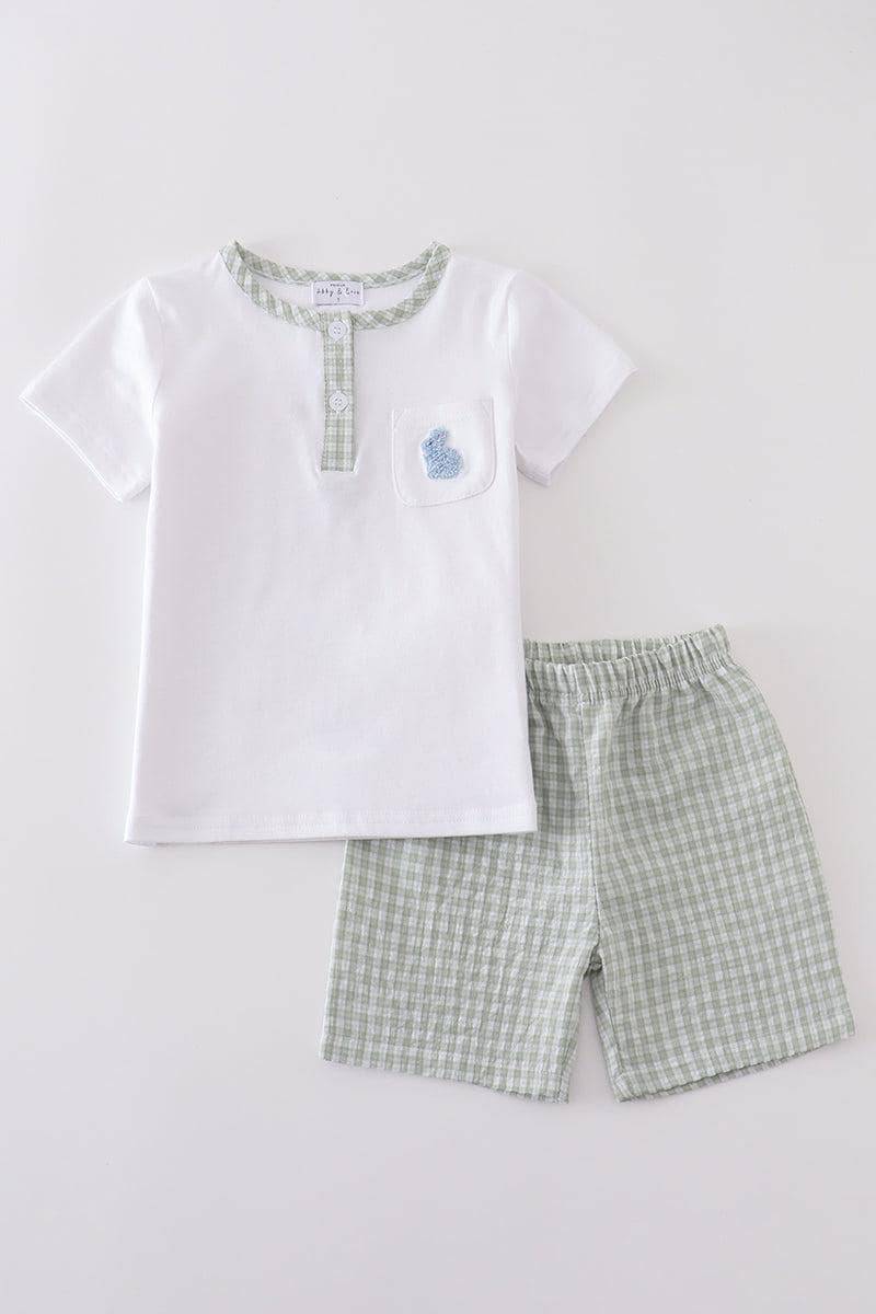 Abby & Evie Boy's Boutique Premium Weiß Grün Osterhase Besticktes Zweiteiler Kurzes Outfit Passendes Sibling von PristinelyPamperedTx