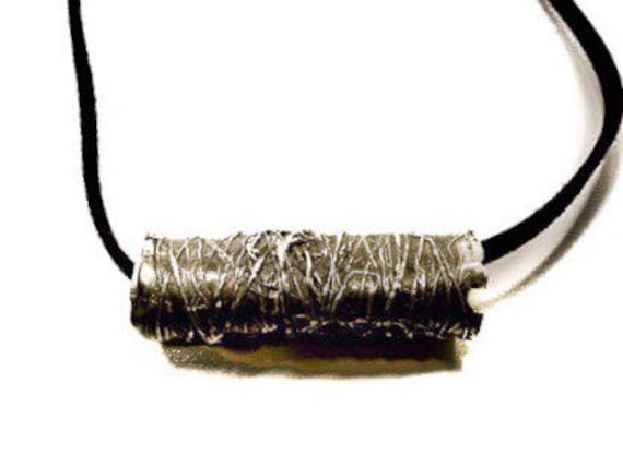 New Item - Unisex Handgeformter Gefädelter Anhänger, Sterling Silber .925, Unisex, Limitierte Auflage, Made in Williamsburg, Brooklyn Artistic New Item - Unisex Handgeformter Gefädelter Anhänger, Sterling Silber .925, Unisex, Limitierte Auflage, Made in Williamsburg, Brooklyn Artistic von PrivateOpening