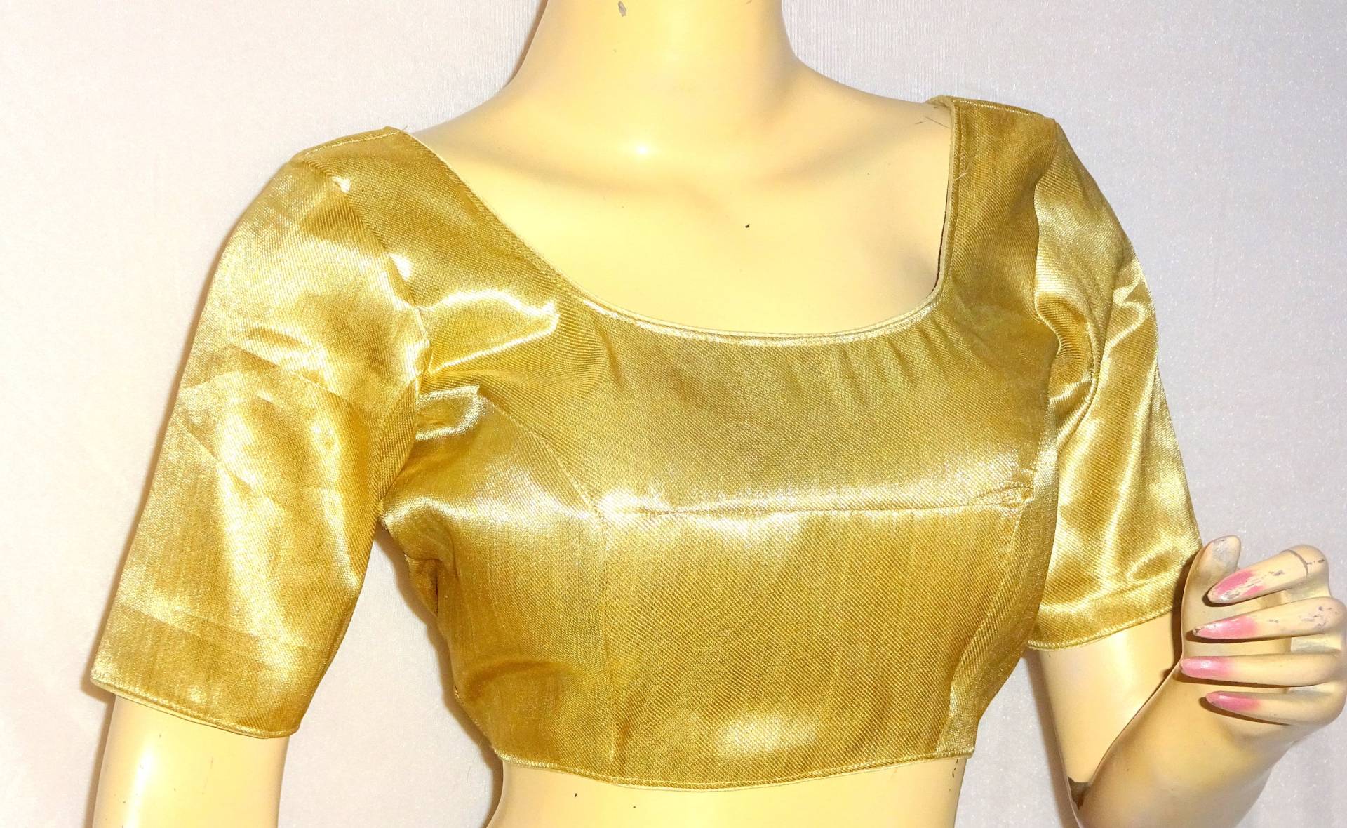 Frauen Saree Bluse, Readymade Brokat Seide Sari Gold Party Wear Bluse von PriyankasBoutiqueIN