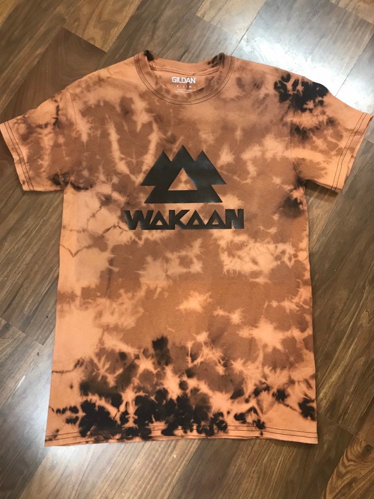 Säuregewaschenes Wakaan Shirt Säuregewaschenes Wakaan Shirt von PrizmaticMindDesigns