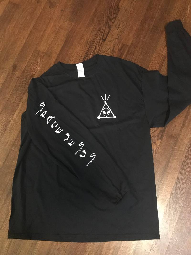 Space Jesus Shirt von PrizmaticMindDesigns