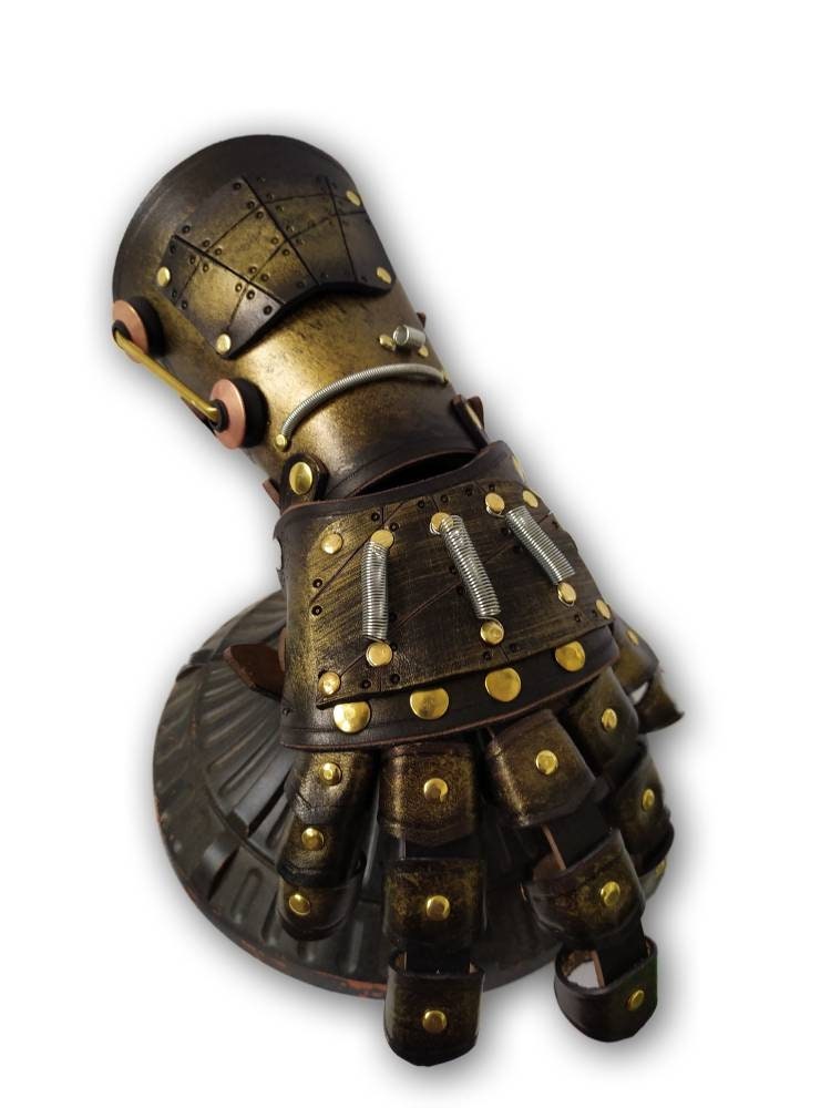 steampunk Panzerhandschuh steampunk Panzerhandschuh von ProgettoSteam