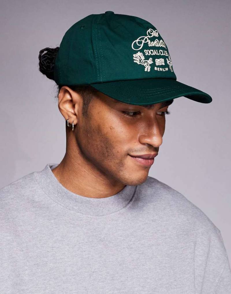 Prohibited - Clubhouse - Kappe in Grün mit Logo von Prohibited