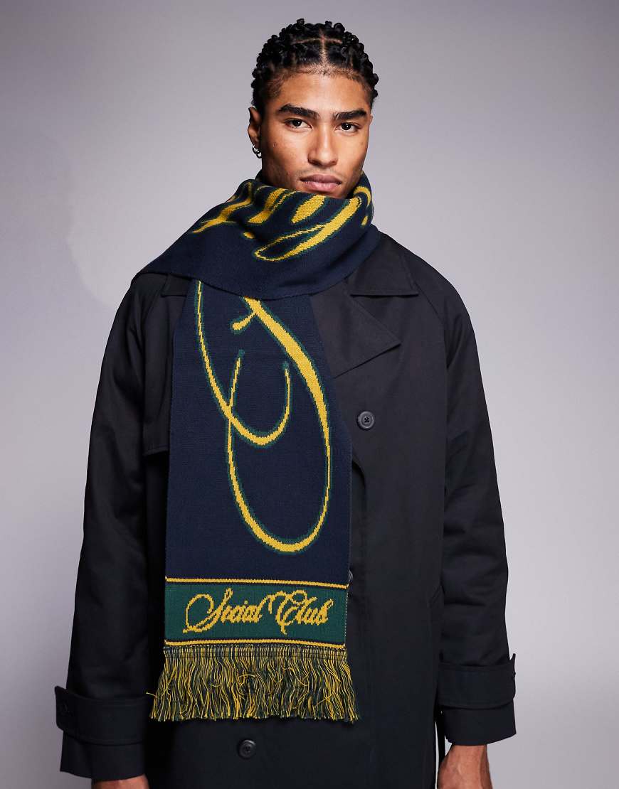 Prohibited - Clubhouse - Schal in Marineblau mit Jacquard-Logo von Prohibited