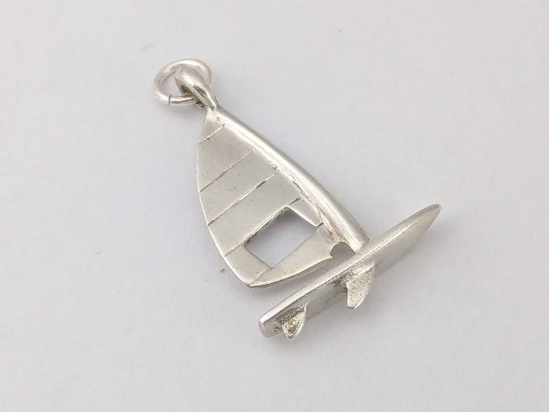 sterling Silber Segelboot Charm Oder Anhänger von ProhibitionGems