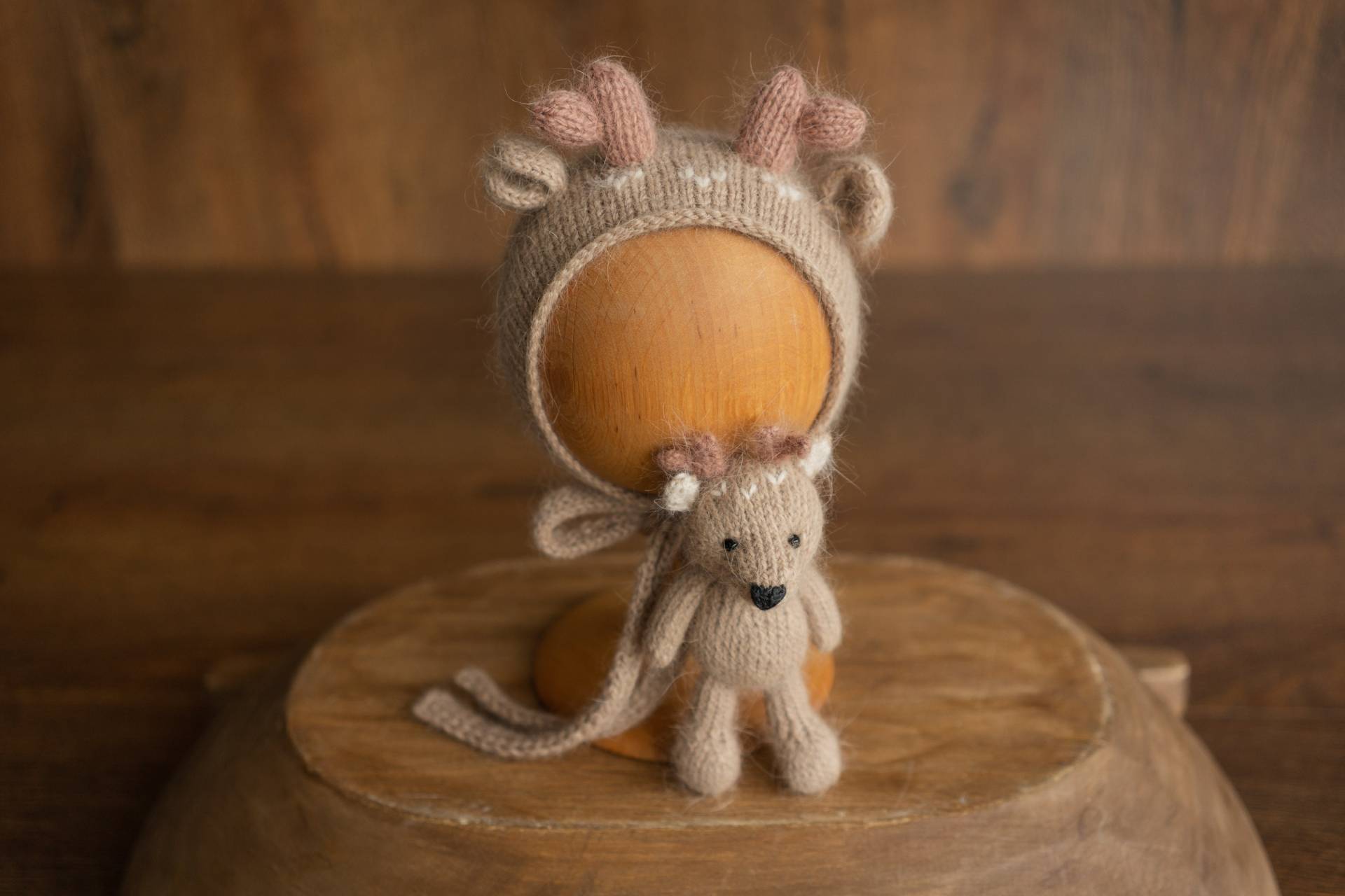 Neugeborenen Reh Hut Mit Spielzeug, Weihnachten Outfit, Häkeln Hut, Fotografie Requisiten, Neugeborene Strick Outfit Neugeborenen Reh Hut Mit Spielzeug, Weihnachten Outfit, Häkeln Hut, Fotografie Requisiten, Neugeborene Strick Outfit von Propsly
