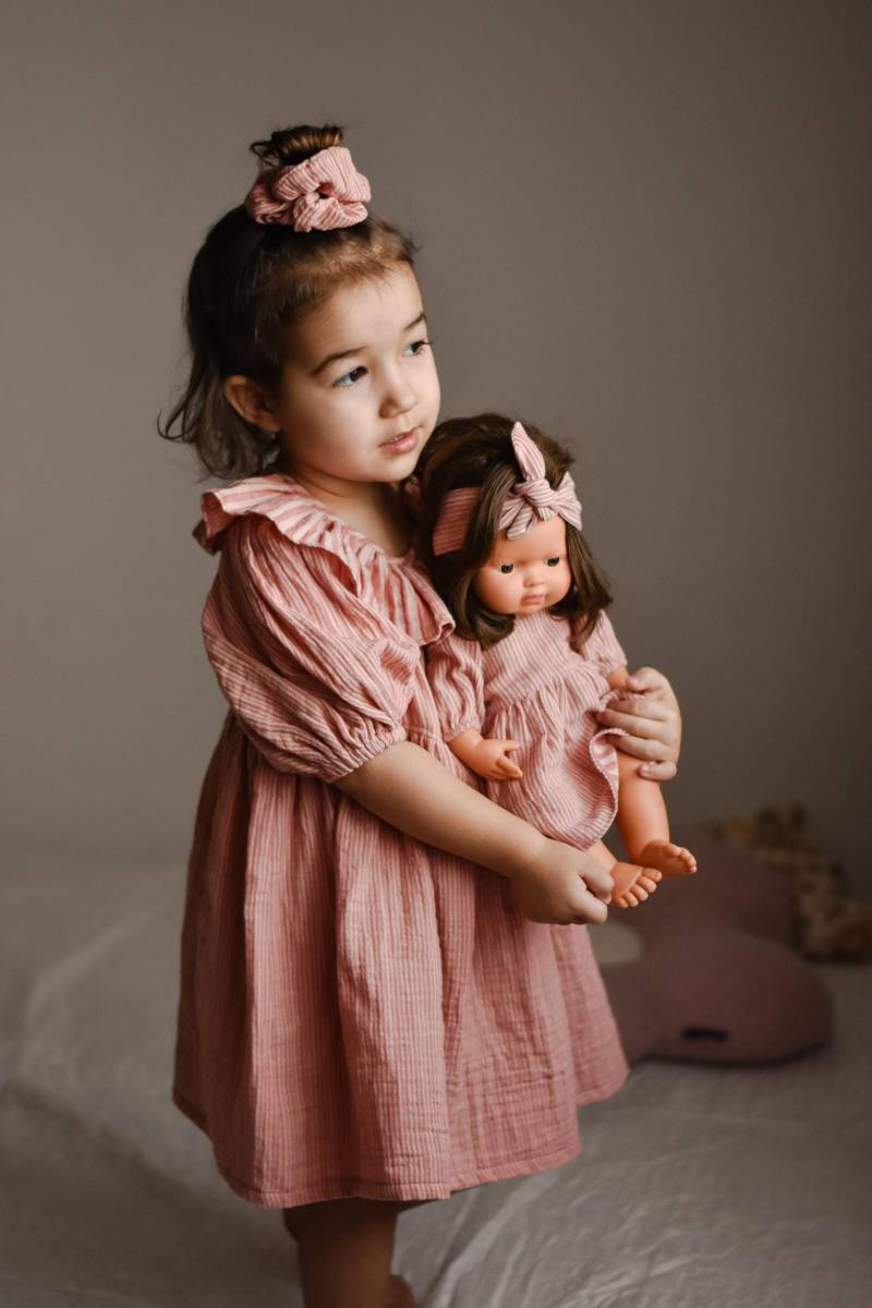 Passendes Minikane-Kleid Für Puppe Und Mich, Passendes Gestreiftes Musselinkleid Mädchen Puppe, Sommerkleid Mädchen von Przytullale