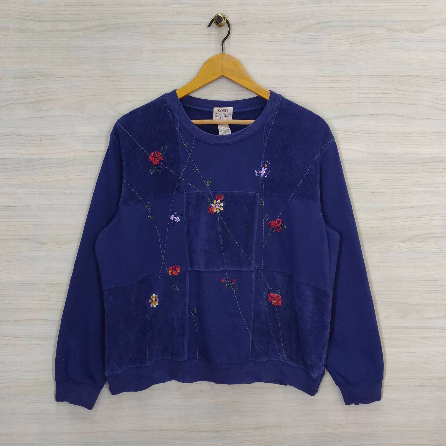 Gestickte Blumen Sweatshirt Vintage 90Er Jahre Wildblumen Pullover Marineblau Damen Größe Xl von PsVintageStore