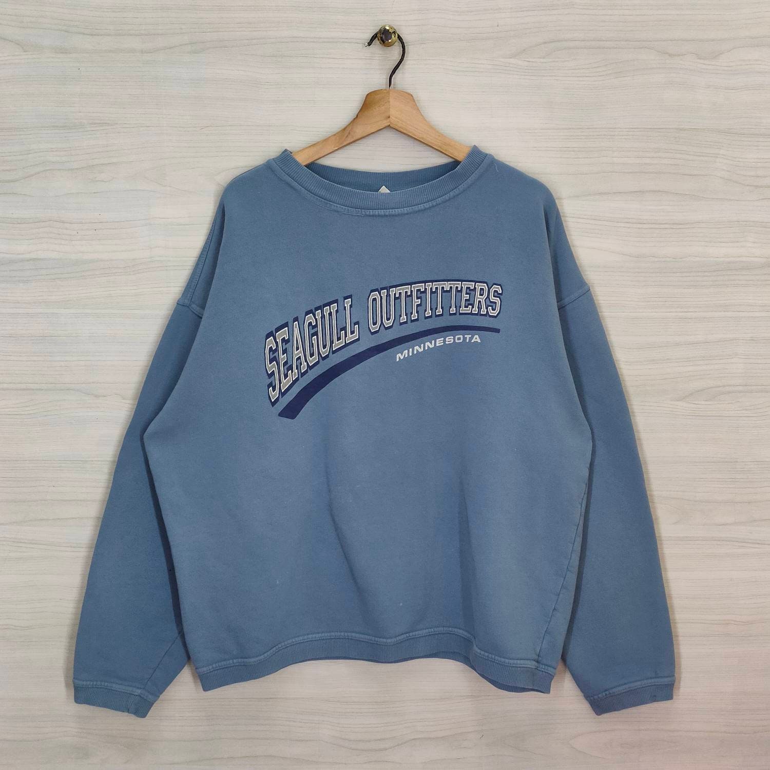 Y2K Seagull Outfitters Sweatshirt Large Vintage Minnesota Sweater Pullover Rundhalsausschnitt Blau Herren Größe L von PsVintageStore