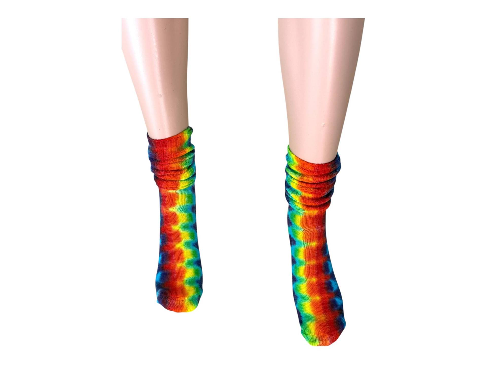Regenbogen Batik Bambussocken Handgemacht Im Boho Hippiestil von PsychedelicCircus