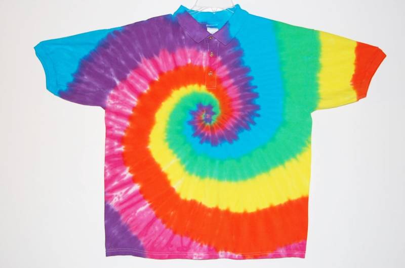 Tie Dye Golf Polo Neon Regenbogen Spiral Swirl Psychedelic Erwachsene Sport Shirt Klein Mittel Groß Xl 2X 3X 4X 5X Hippie Handgefärbte Kunst von PsychedelicCircus