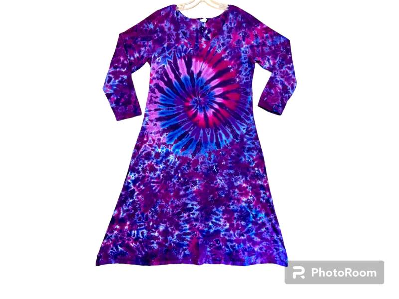 Tie Dye Kleid Langarm Frauen Psychedelic Lila Spiral Blotter Scrunch Tye Midi Maxi Handgemacht Hippie Boho Sm Med Lg Xl 2X 3X von PsychedelicCircus