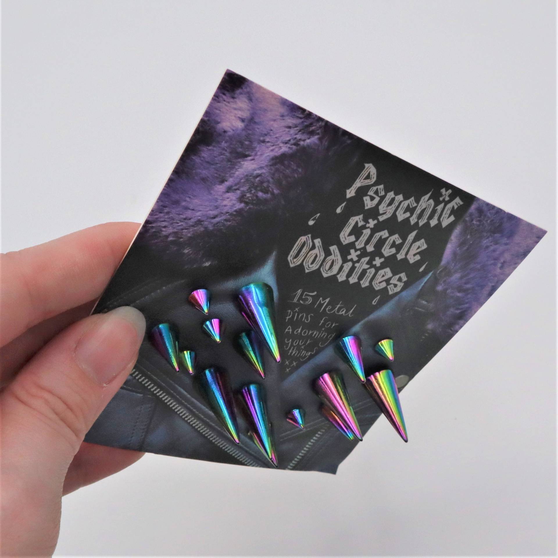 Regenbogenfarbenes Spike Pin Set Aus Metall 15 Verschiedene Anstecker Tolles Geschenk von PsychicCircle