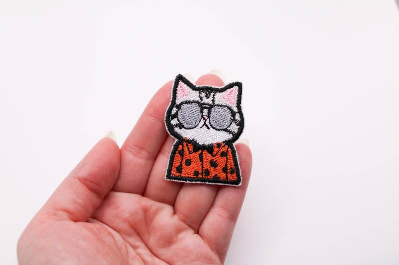 Bügelbild Katze Sonnenbrille Accessoire Für Jacken von PtchsDE