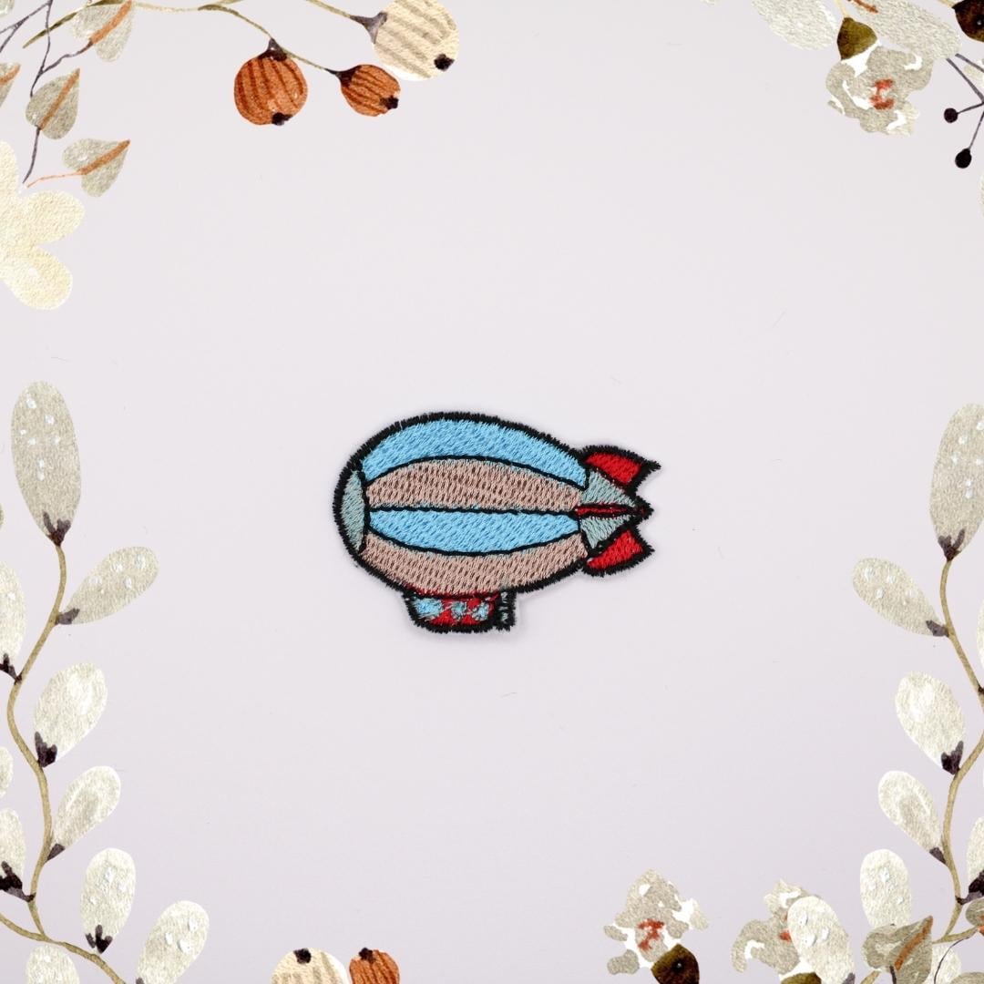 Gesticktes Luftschiff Bügelbild Kinderkleidung, Taschen, Mützen von PtchsDE