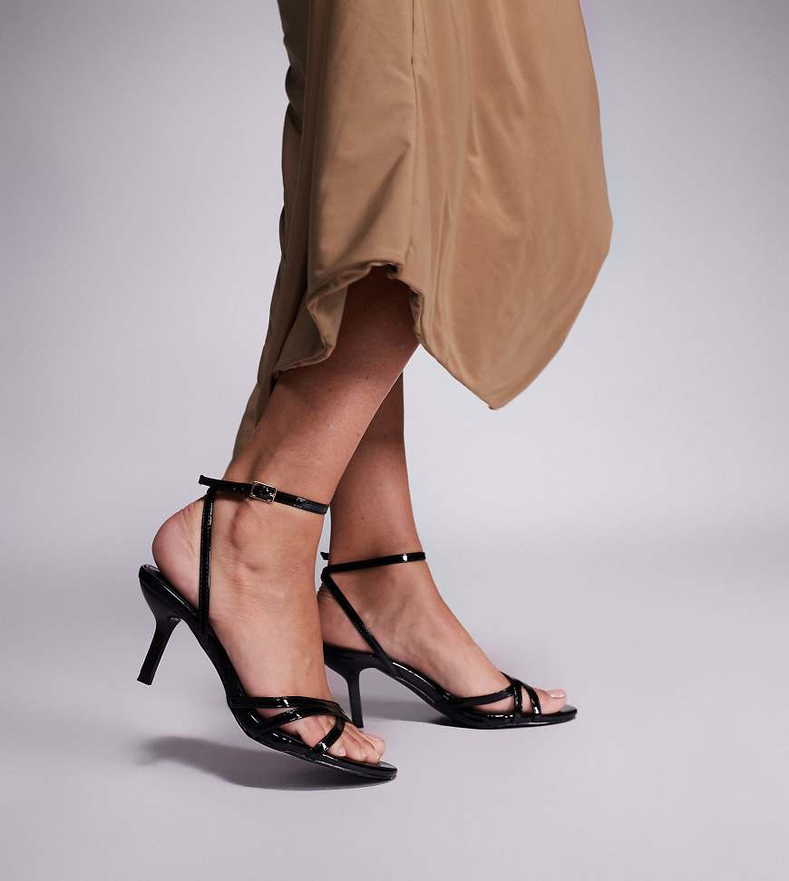 Public Desire Wide Fit - Juliette - Riemchen-Sandaletten in Schwarz mit Absatz, weite Passform von Public Desire Wide Fit