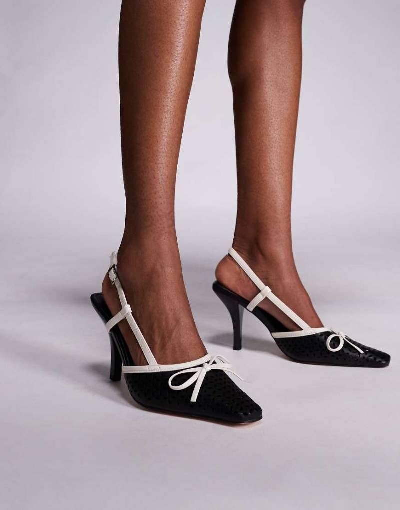 Public Desire - Alchemy - Absatzschuhe in Creme und Schwarz mit Fersenriemen, lasergeschnittenem Design und Schleife-Weiß von Public Desire