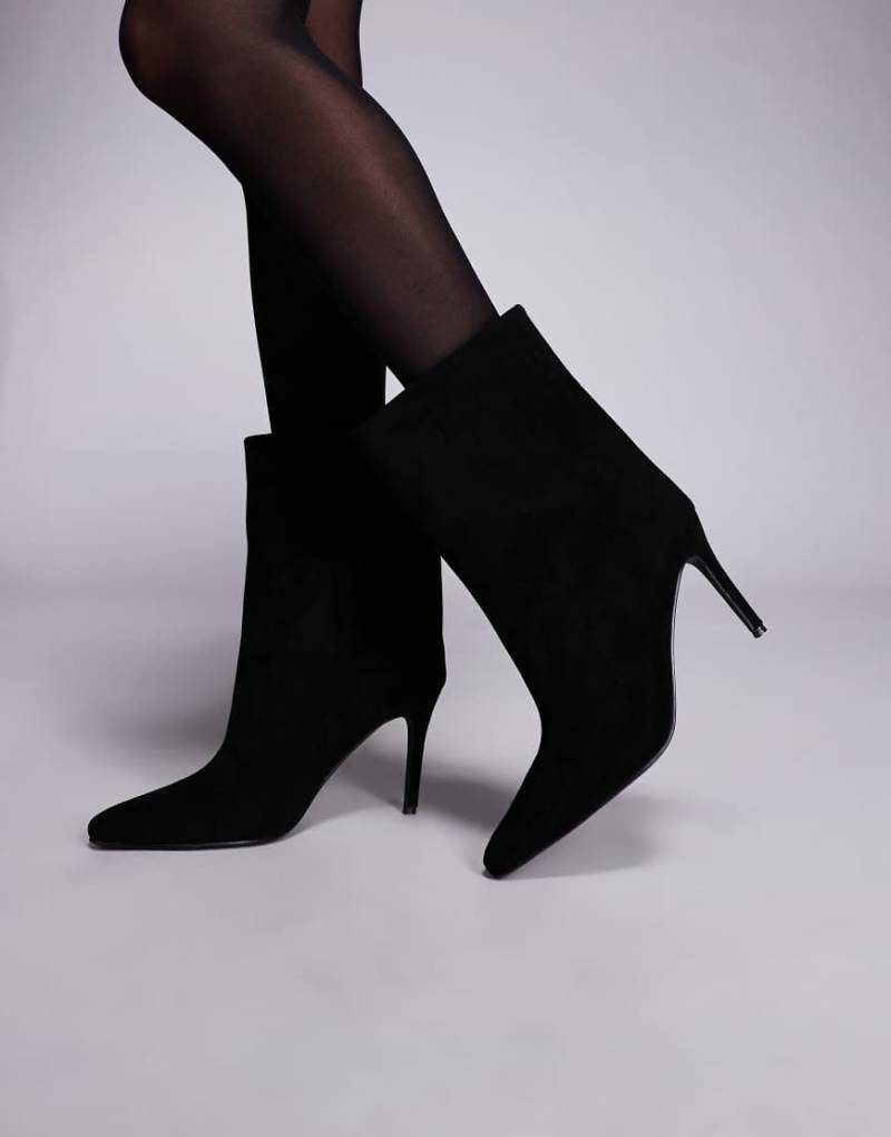 Public Desire - Ankle-Boots aus Wildlederimitat in Schwarz mit Stiletto-Absatz von Public Desire