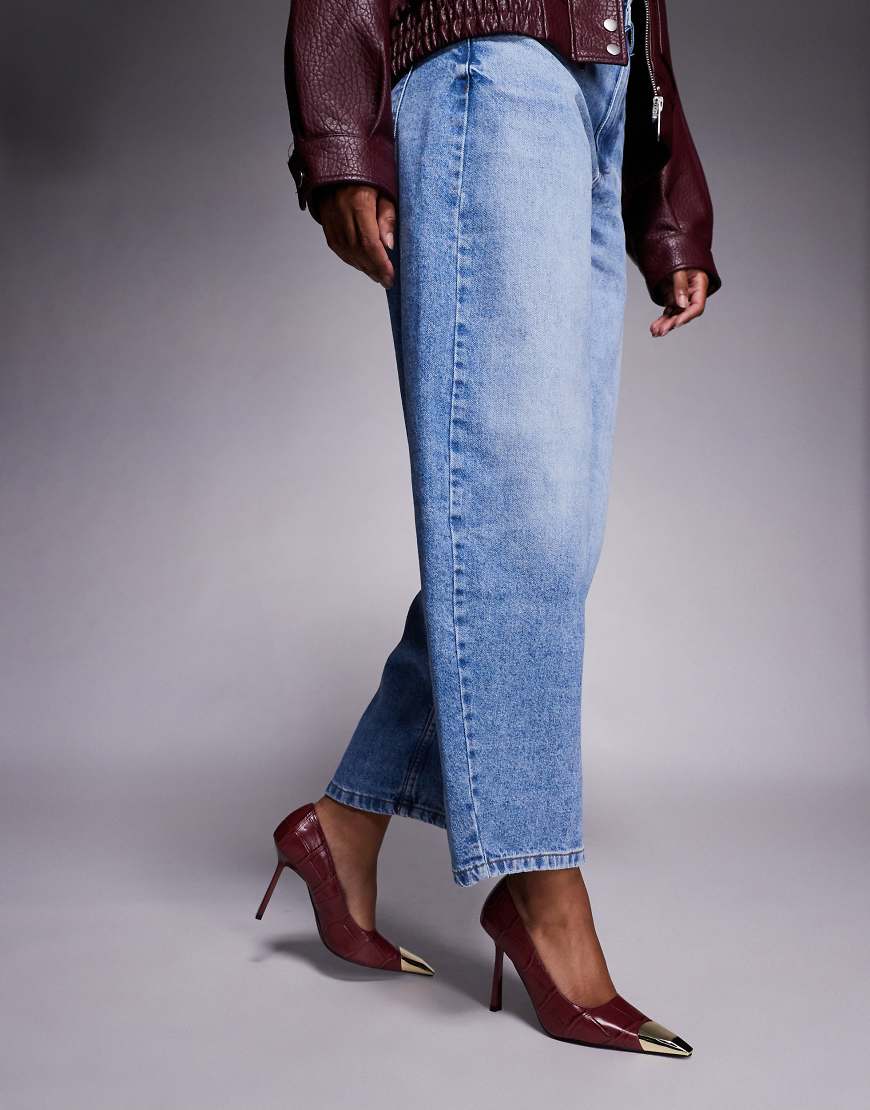 Public Desire - Olivia - Pumps in Kroko-Burgunderrot mit Absatz von Public Desire