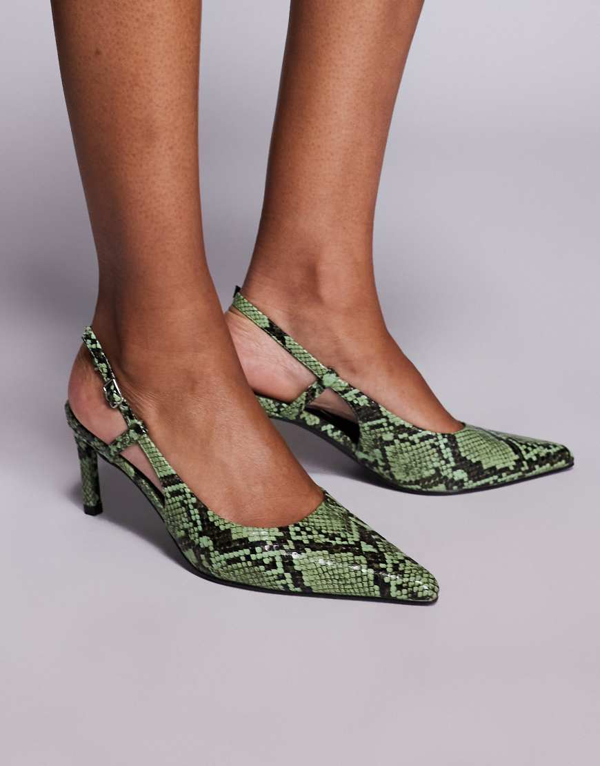 Public Desire - Salsa - Slingback-Schuhe in Grün mit Schlangenhautmuster und Kitten-Absatz von Public Desire