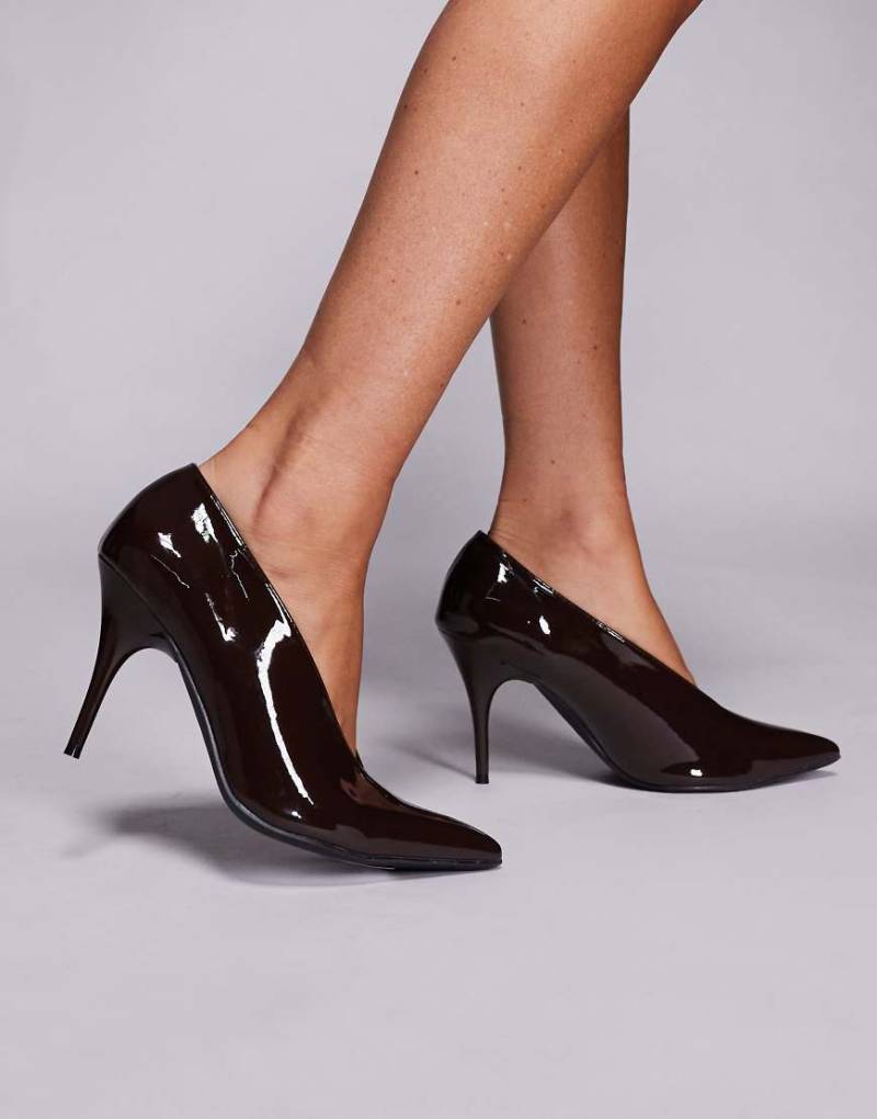 Public Desire - Sedona - Spitze Pumps in Braun-Brown von Public Desire