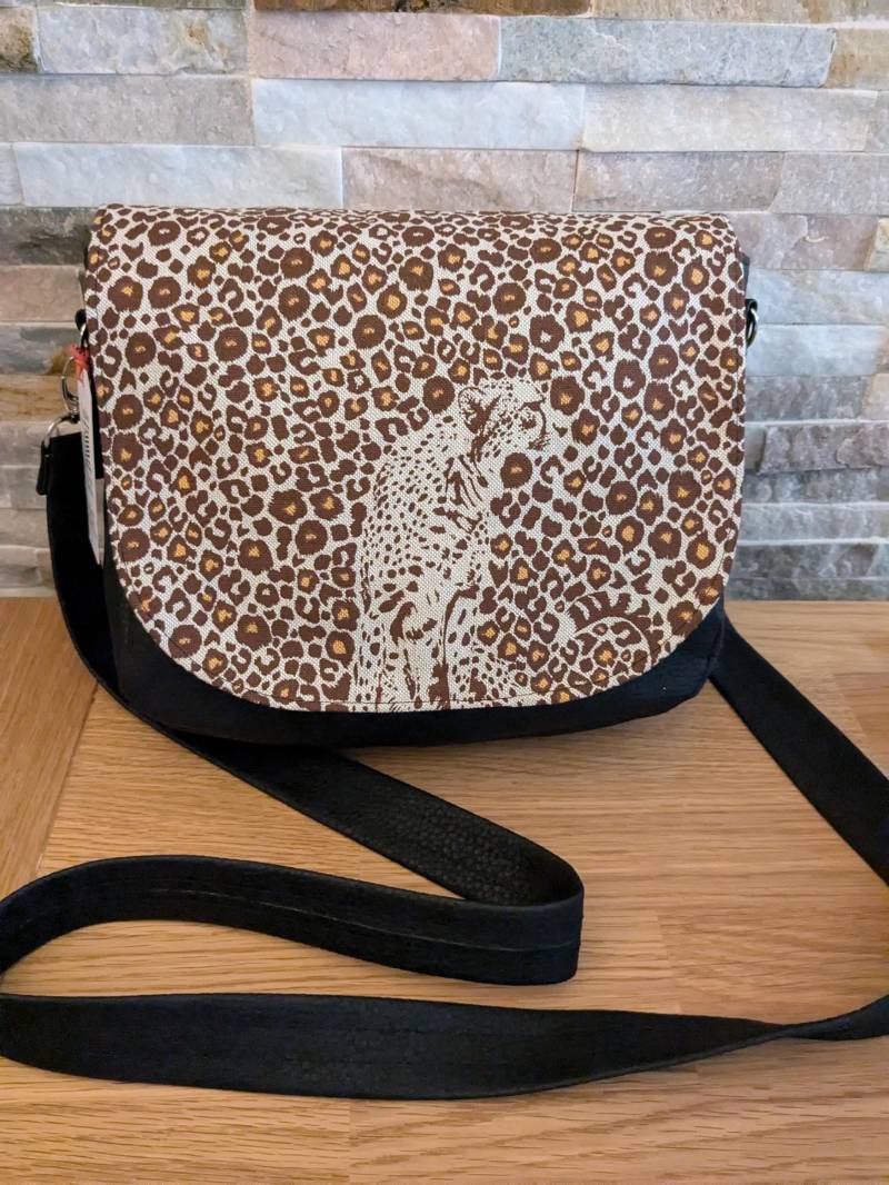 Tasche Mit 2 Wechselklappen Wechseldeckeln Kunstleder Schwarz von Puetziline
