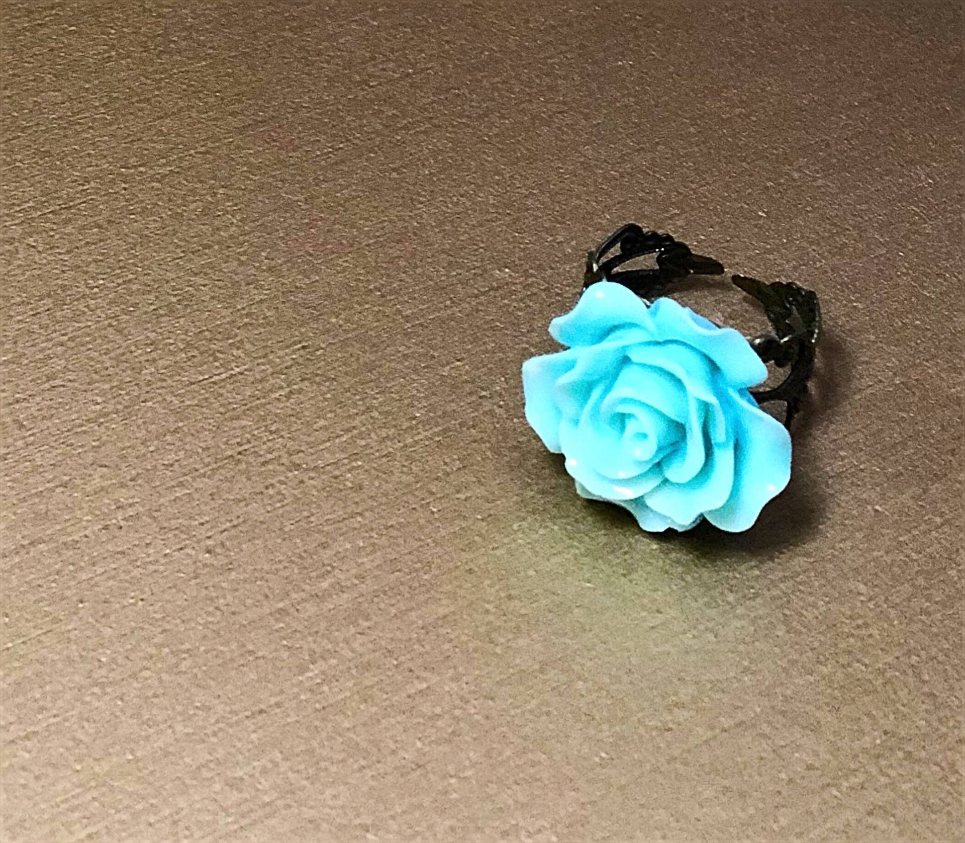 Antiker Verstellbarer Blumen Ring Von Puffycheeks Antiker Verstellbarer Blumen Ring Von Puffycheeks von PuffyCheeksLLC
