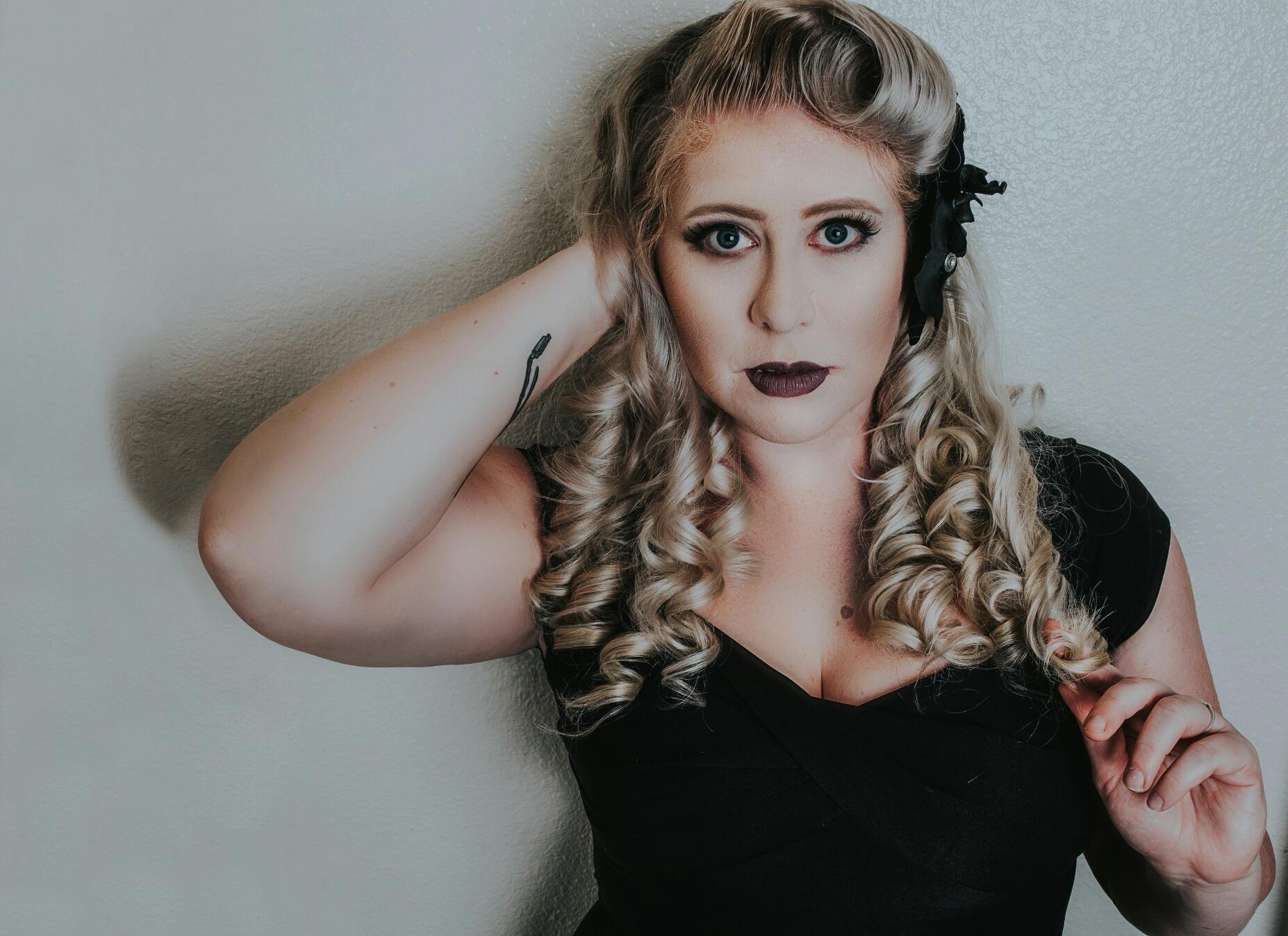 Große Lila Orchidee Mit Akzent Haarspange Von Puffycheeks von PuffyCheeksLLC