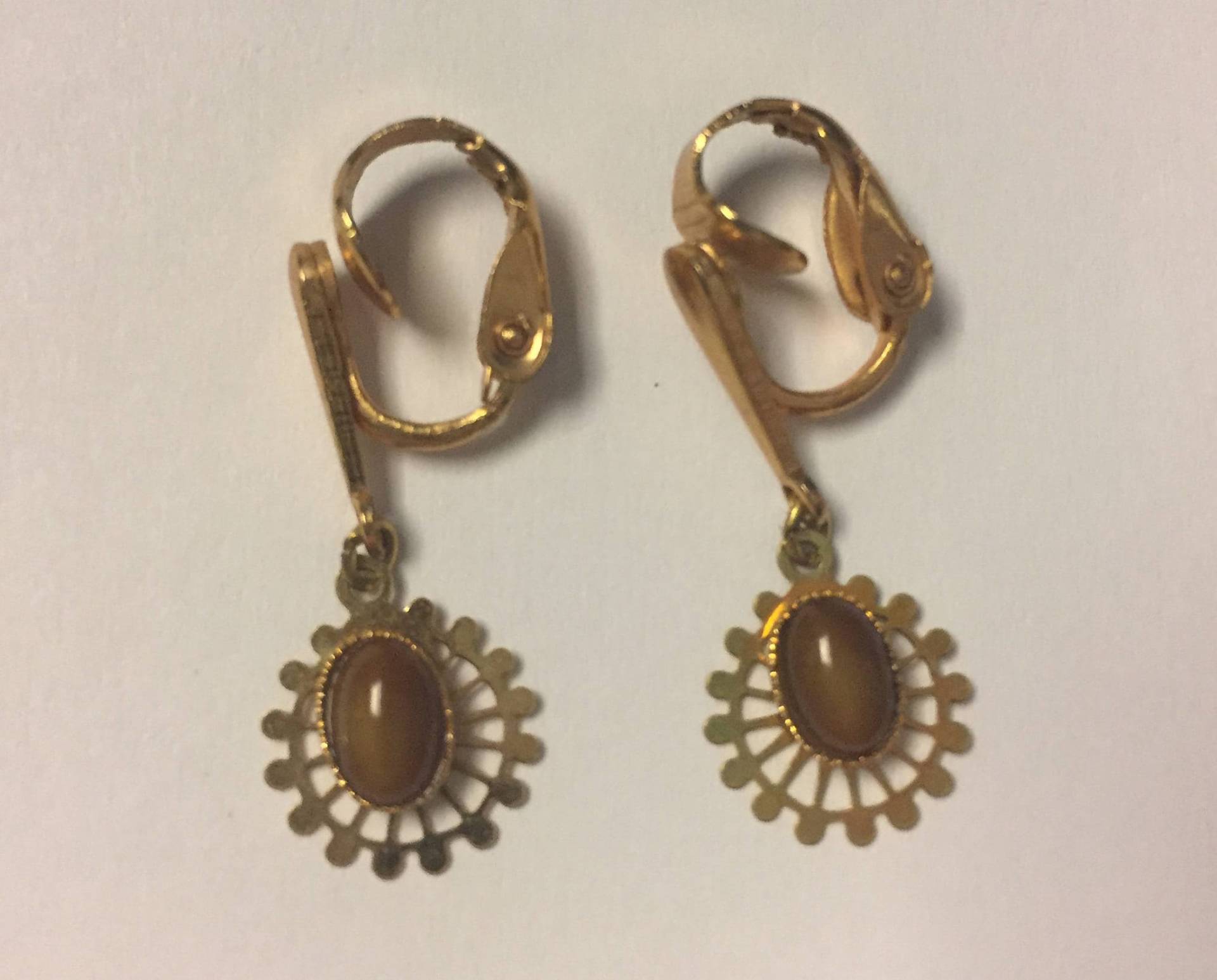 Vintage Gold Ton Bernstein Stein Clip Auf Ohrringe von PugetSoundShop