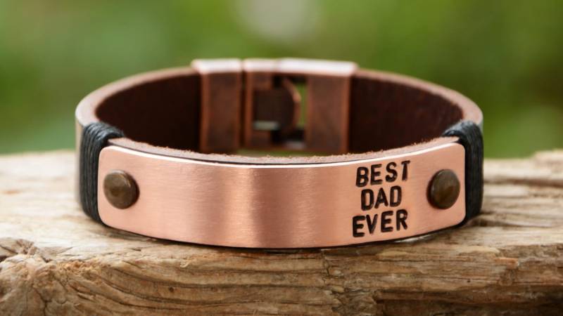 Personalisiertes Lederarmband Für Männer, Individuell Gravierte Kupferplatte von PukkaMen