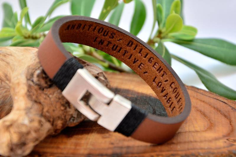 Valentinstag Versteckte Botschaft Personalisiertes Armband Herren Geschenk Handgestempelt Inspirational Spruch Weihnachten Für Ihn von PukkaMen