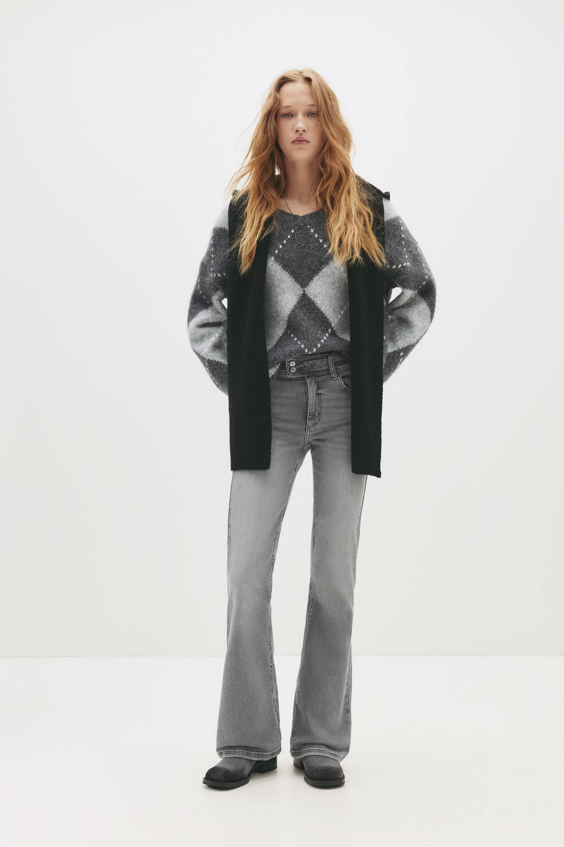 Bootcut-Jeans Mit Tiefem Bund von Pull&Bear
