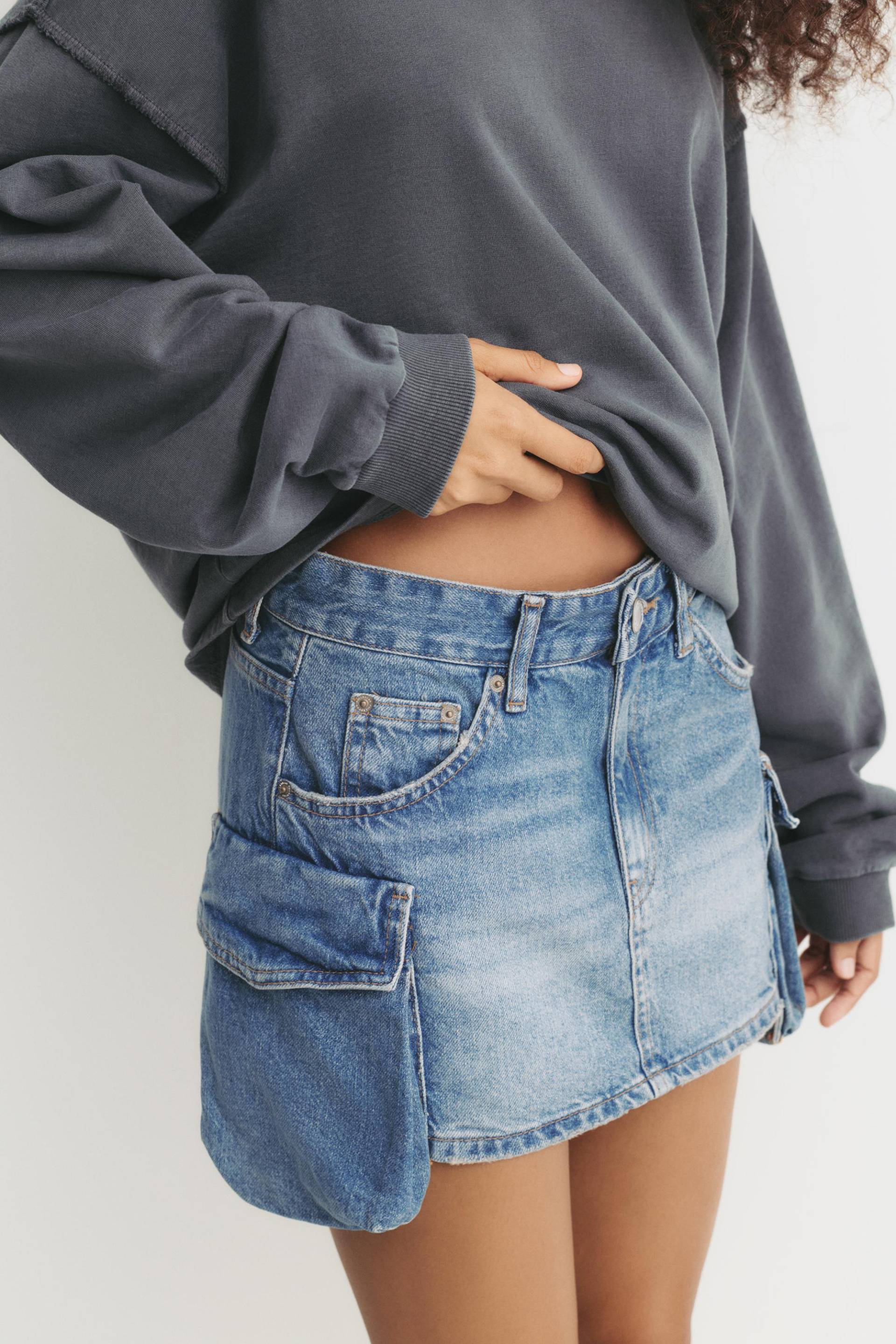 Cargo-Jeans-Minirock von Pull&Bear