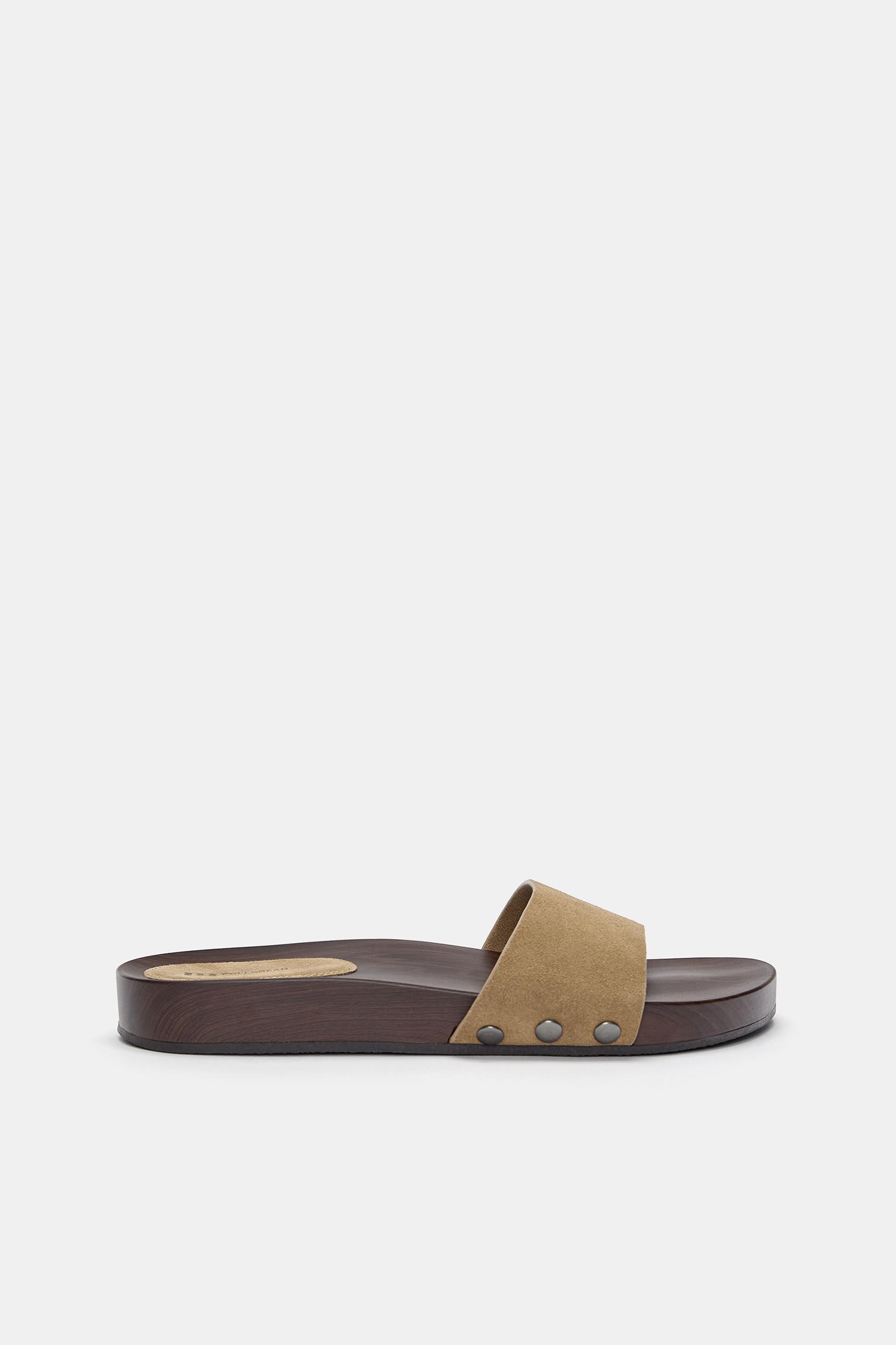 Flache Ledersandalen von Pull&Bear