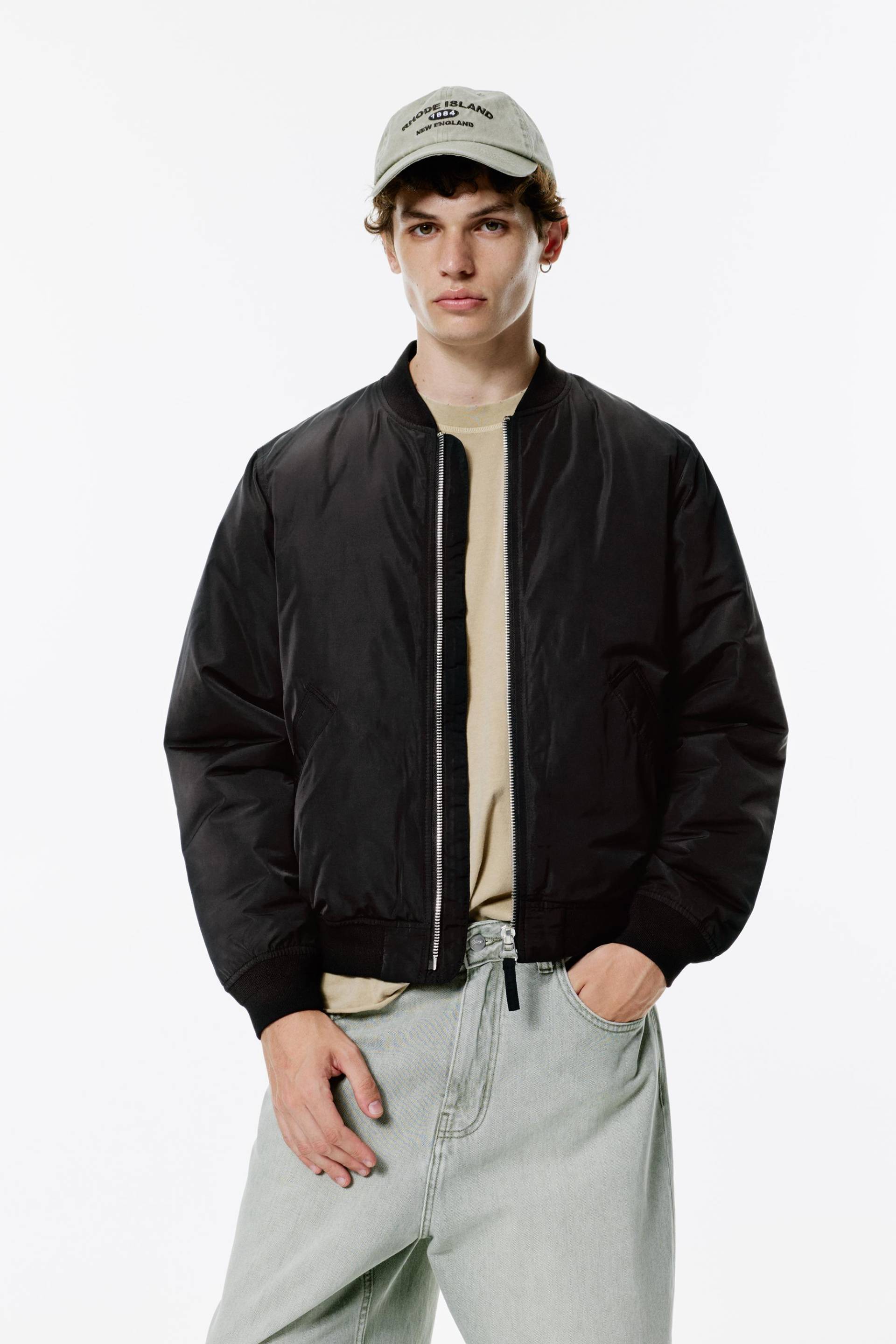 Gesteppte Bomberjacke von Pull&Bear