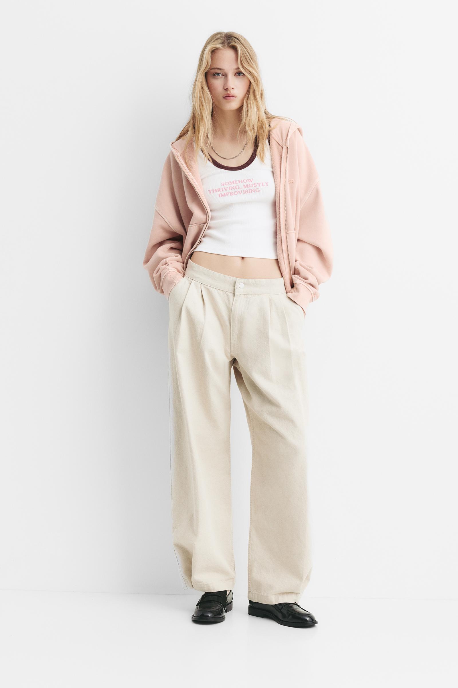 Kapuzen-Sweatshirt Mit Reißverschluss Und Logo von Pull&Bear