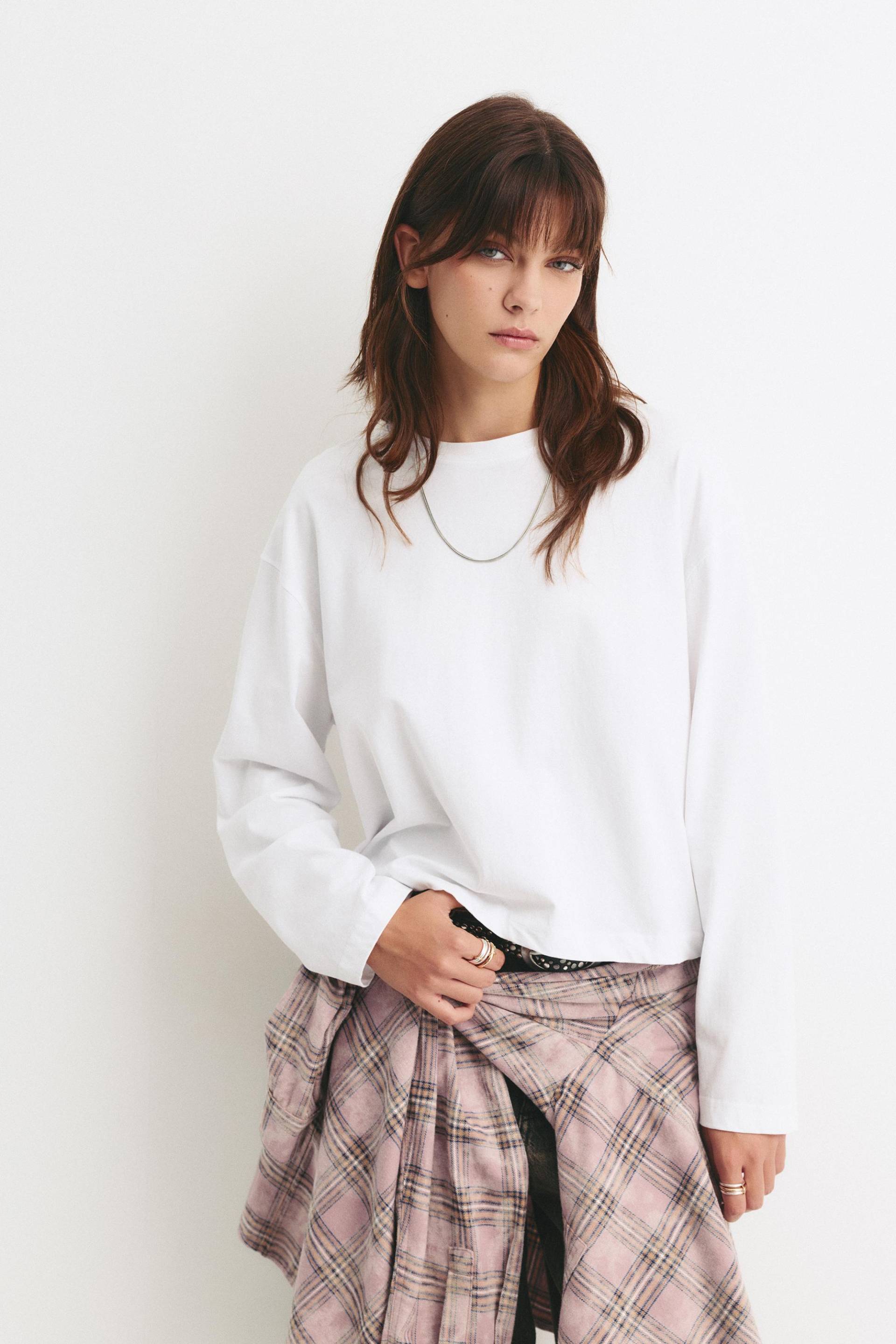 Langärmeliges Boxy-T-Shirt von Pull&Bear