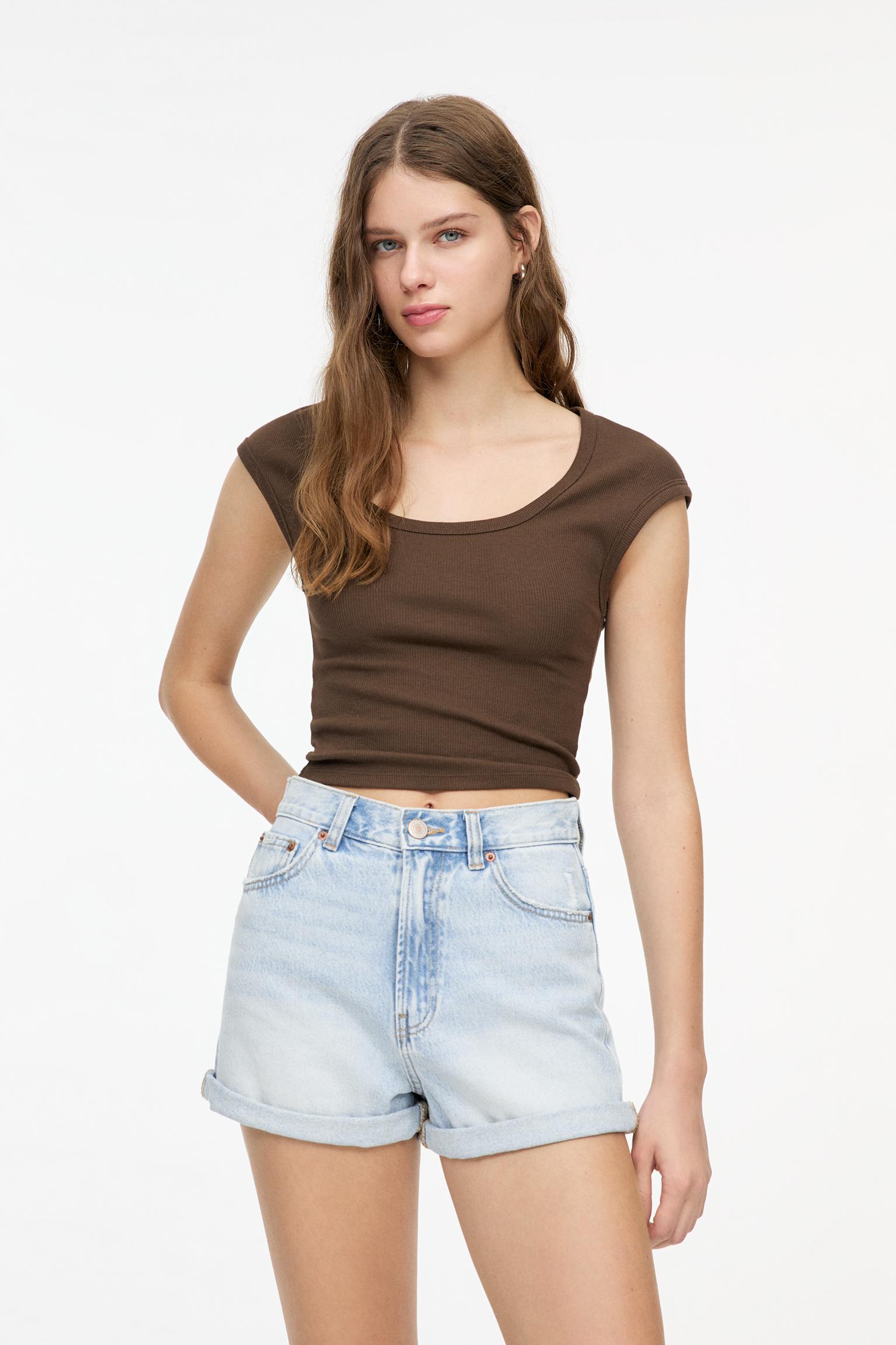 Mom-Fit Jeansshorts Mit Umschlag von Pull&Bear