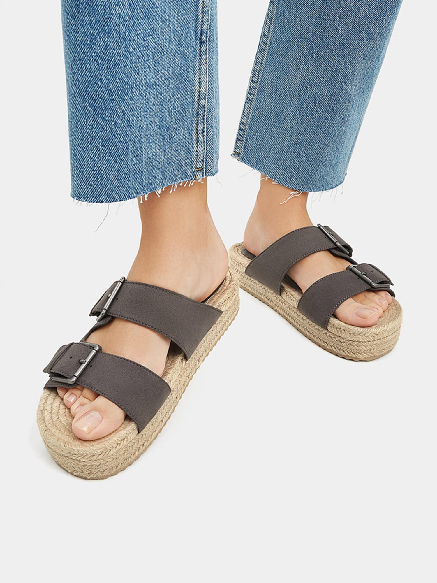 Pantolette von Pull&Bear