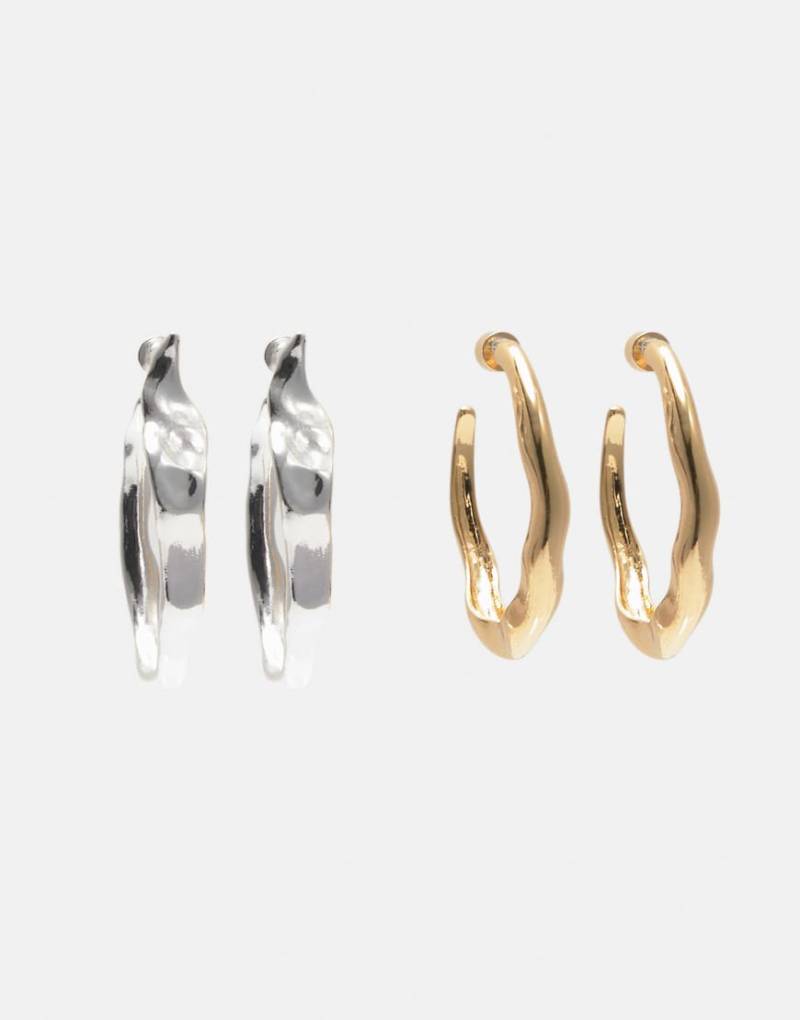 Pull & Bear - 2er-Pack Goldfarbene Creolen in unregelmäßiger Optik von Pull & Bear