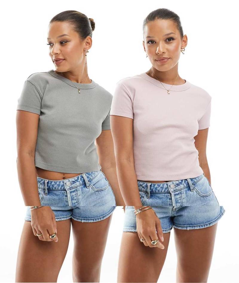 Pull & Bear - 2er-Pack knapp geschnittene T-Shirts in Rosa und Grau-Bunt von Pull & Bear