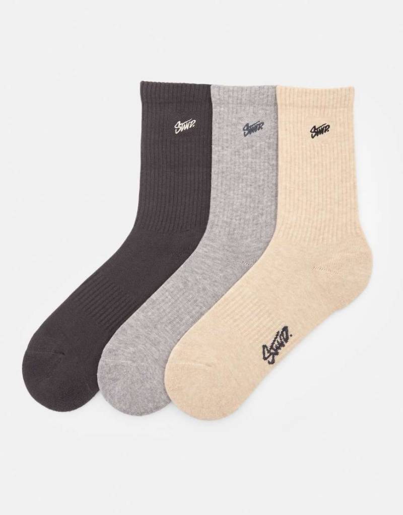 Pull & Bear - 3 Paar Socken in verschiedenen Farben mit „STWD"-Logo-Bunt von Pull & Bear