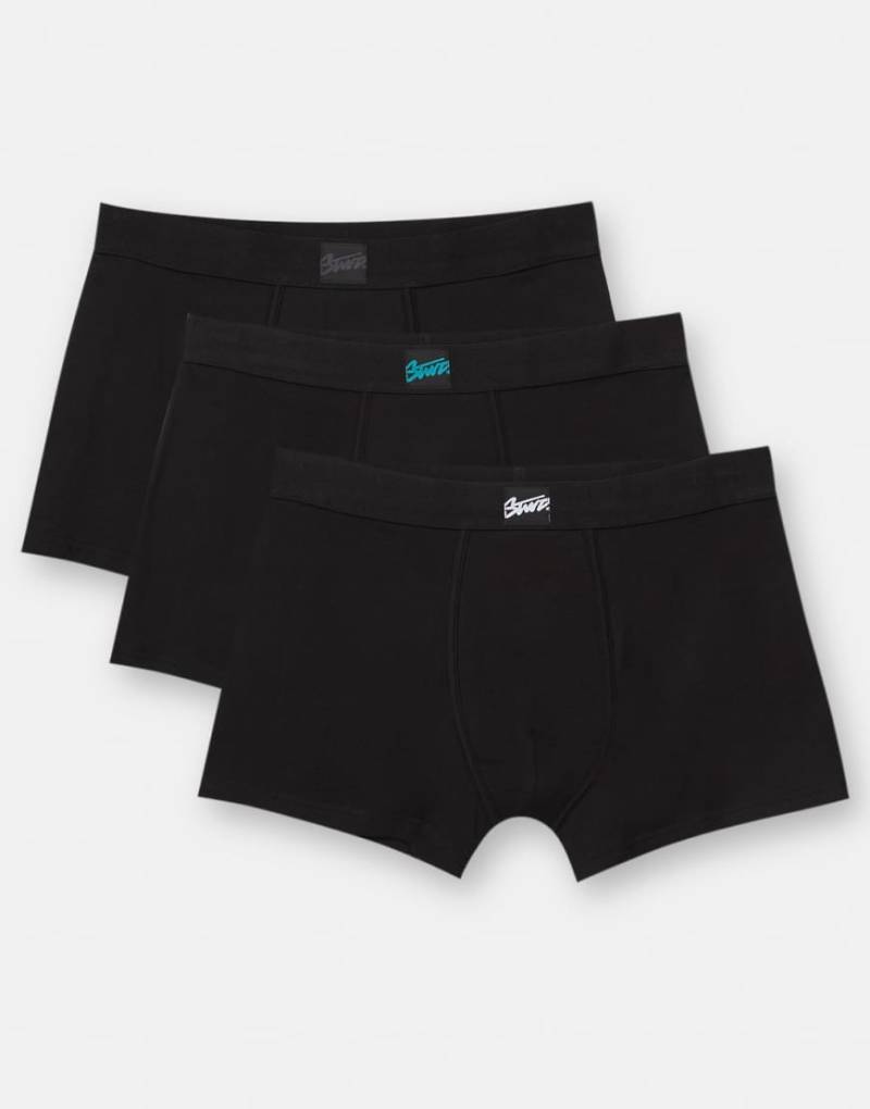 Pull & Bear - 3er-Pack Boxershorts in Schwarz mit „STWD"-Logo-Bunt von Pull & Bear