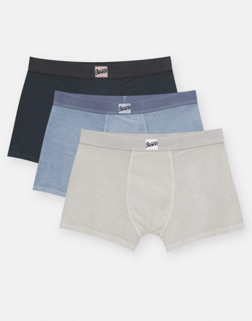 Pull & Bear - 3er-Pack Boxershorts mit verwaschenem Finish in verschiedenen Farben-Bunt von Pull & Bear
