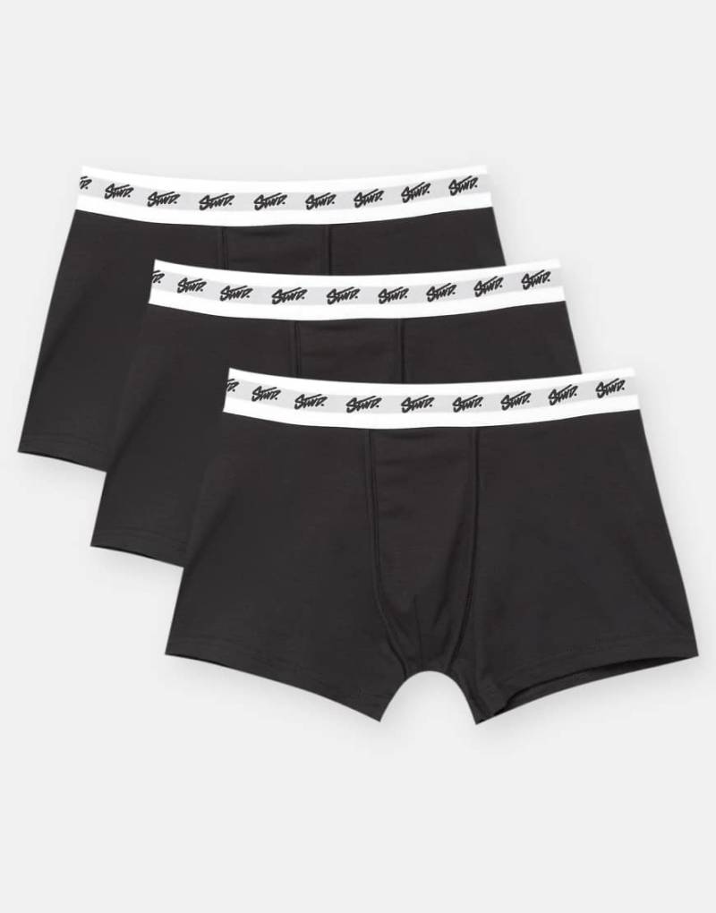 Pull & Bear - 3er-Pack schwarze Boxershorts mit „STWD"-Logobund in verschiedenen Ausführungen-Bunt von Pull & Bear