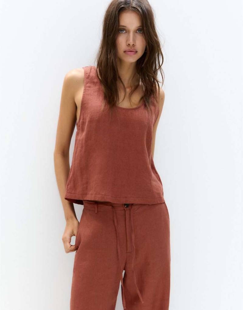 Pull & Bear - Ärmelloses Cropped-Oberteil aus Leinen in Orange von Pull & Bear