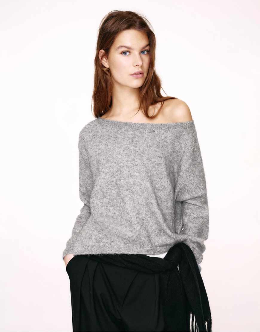 Pull & Bear - Asymmetrisch geschnittener Pullover in meliertem Mittelgrau von Pull & Bear