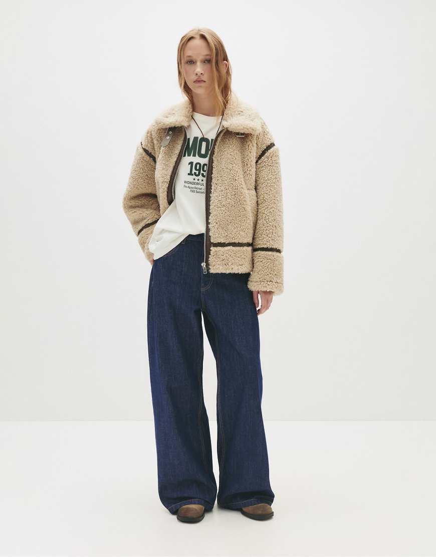 Pull & Bear - Baggy-Jeans in Marineblau mit mittelhohem Bund von Pull & Bear